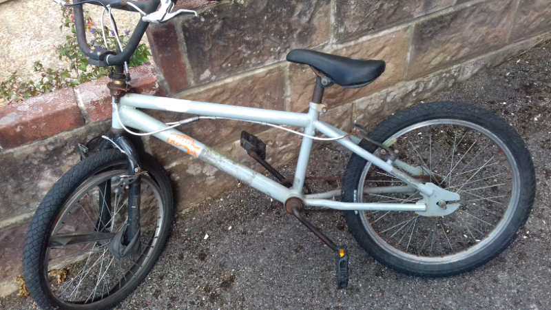carrera bmx bike